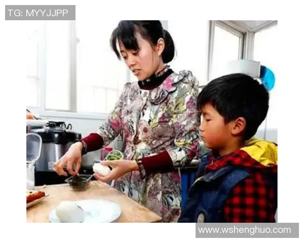 在篮球场上度过的时光与青春的追逐与梦想的交织
